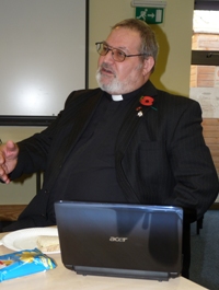 PETER NETBOOK PRESENTATION 011
