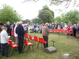 PRAISE IN THE PARK